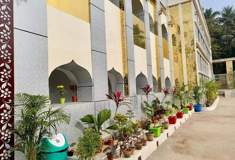 The Royal Beach Resort