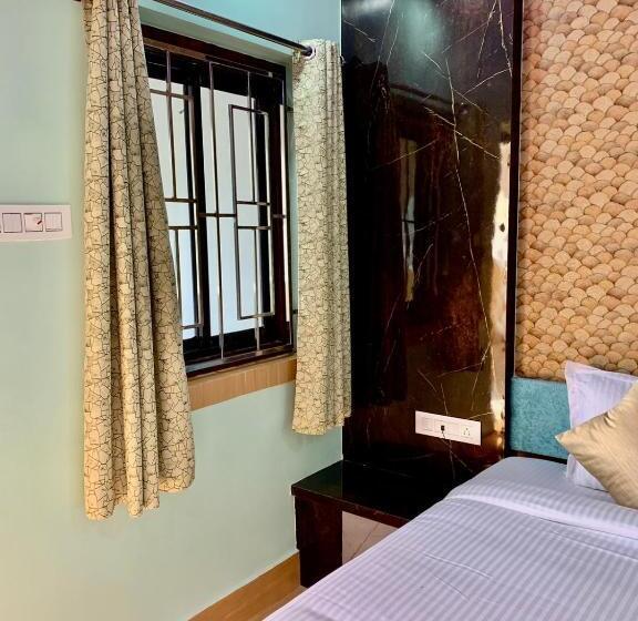 The Royal Beach Resort