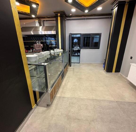 Arsi̇n Apart ارسين اوتيل طرابزون