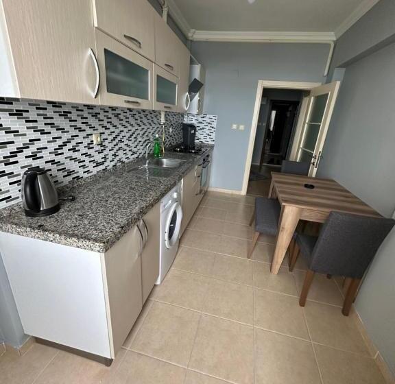 Arsi̇n Apart ارسين اوتيل طرابزون