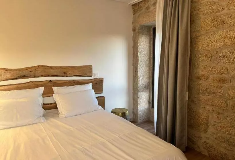 Aamiaismajoitus (B&B) Paços Do Douro, Chambre Privée Avec Piscine