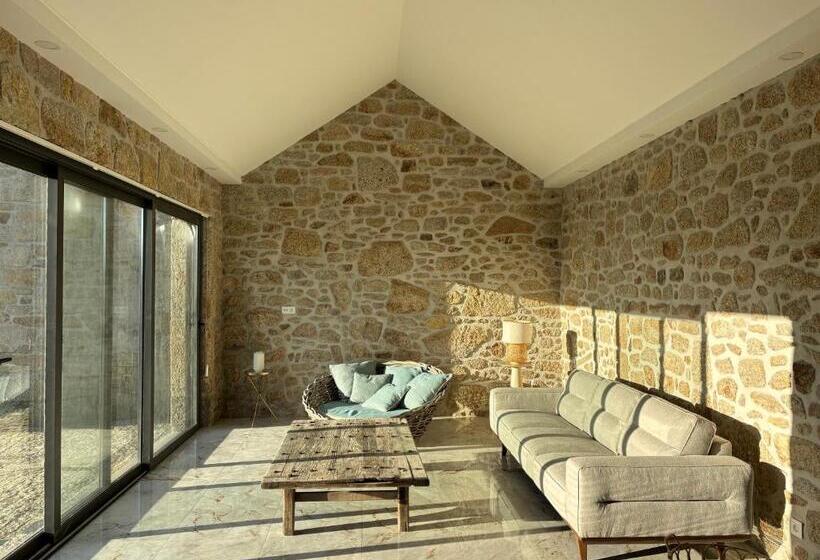 Nocleg ze śniadaniem Paços Do Douro, Chambre Privée Avec Piscine