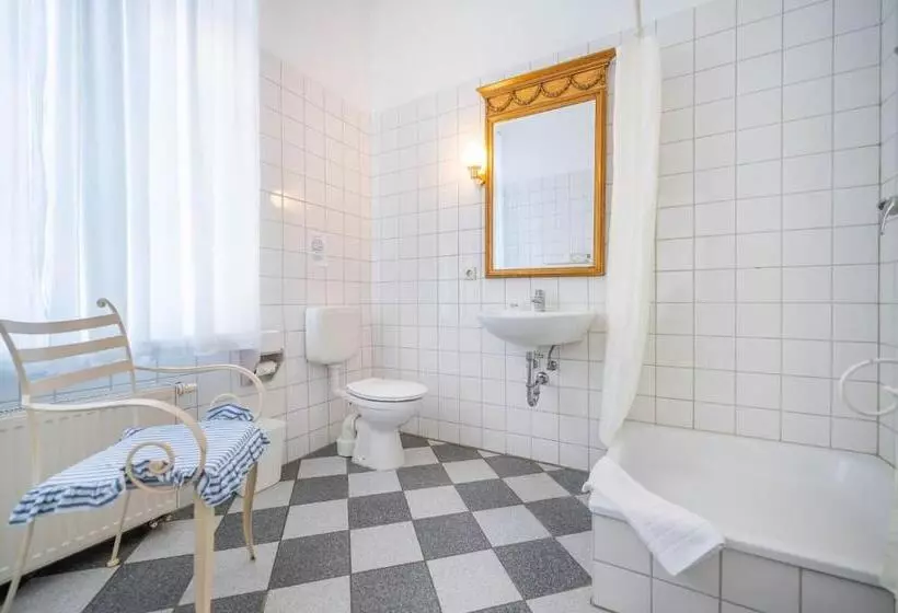 Aamiaismajoitus (B&B) Gutshaus Krimvitz Doppelzimmer Inkl Frühstück