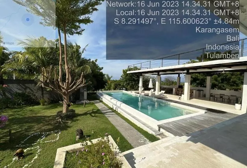 ベッドアンドブレックファースト Makati Villa