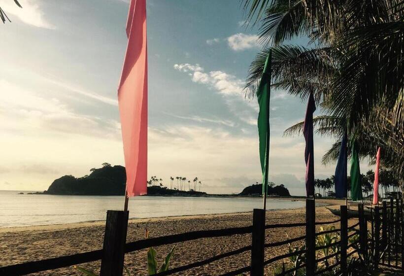 ホテル Calitang Pearl Cottage