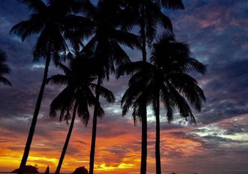 ホテル Calitang Pearl Cottage