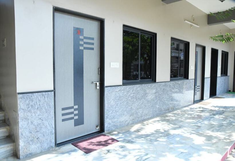 בית מלון כפרי Durga