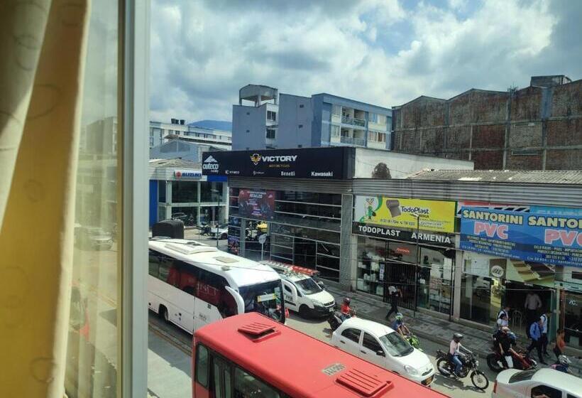 호텔 Habitaciones Con 1 Cama Y Baño Privado