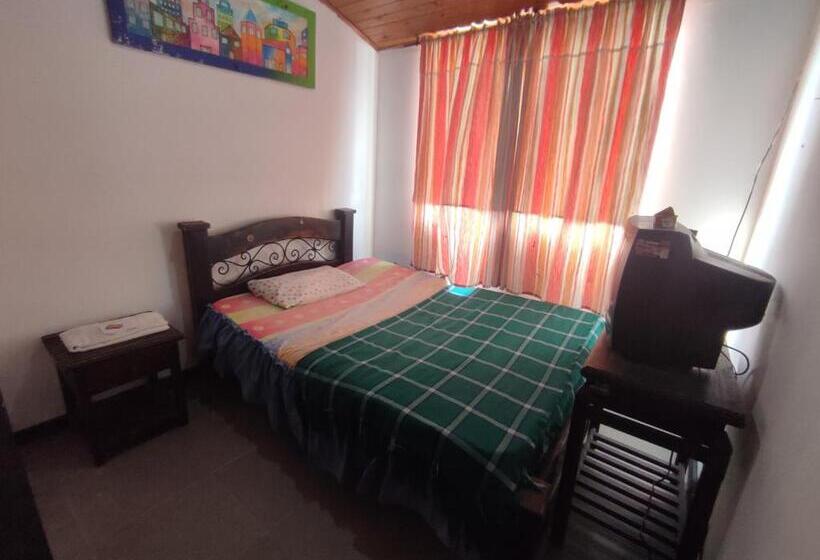 호텔 Habitaciones Con 1 Cama Y Baño Privado