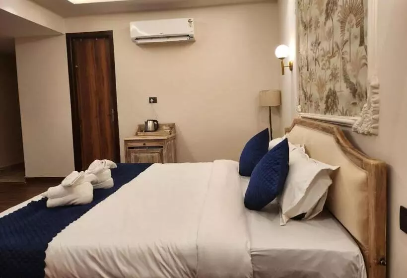 هتل Infinia Stays   A Luxury Boutique
