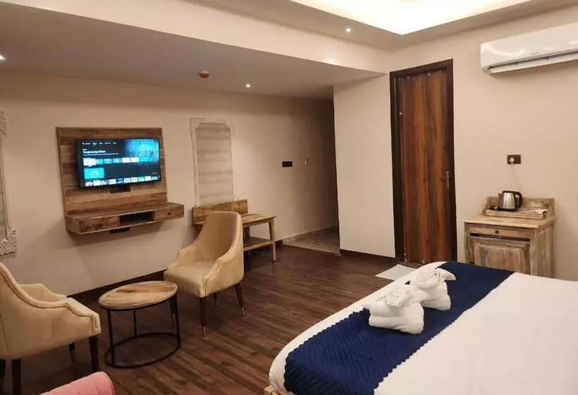 هتل Infinia Stays   A Luxury Boutique