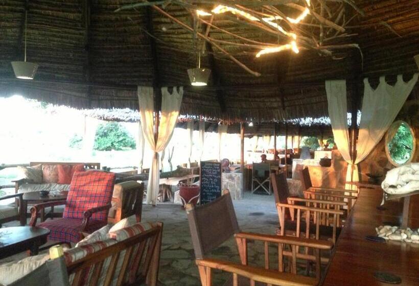 酒店 Mikumi Wilderness Camp