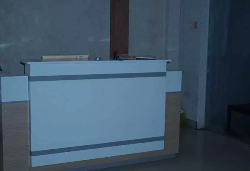 ホテル Oyo 93343 Sukma Residence