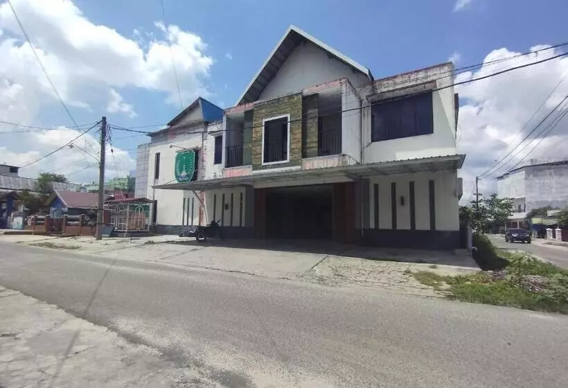 ホテル Oyo 93343 Sukma Residence