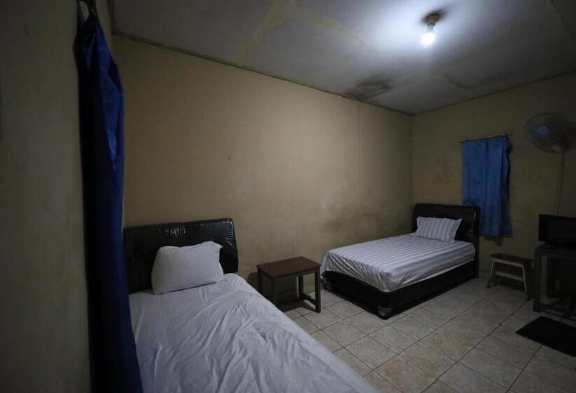 Отель Oyo 93343 Sukma Residence