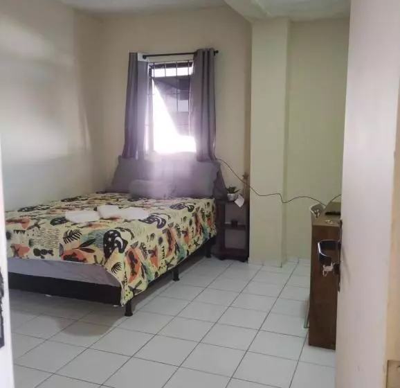 ホテル Pousada E Camping Claiô 3 Suíte Estrela