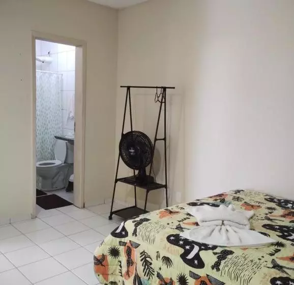ホテル Pousada E Camping Claiô 3 Suíte Estrela