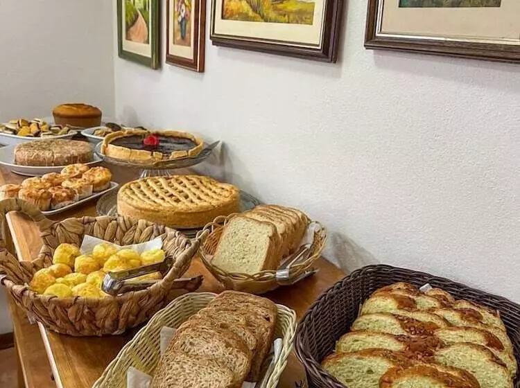 Hotelli Pousada Flor De Lua Monte Verde