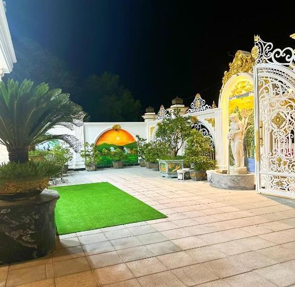 هتل Quốc Hương