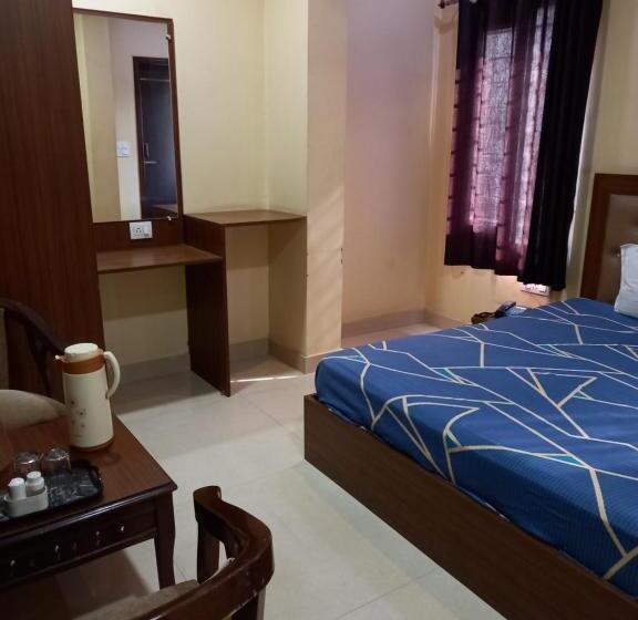 ホテル Royal Residency