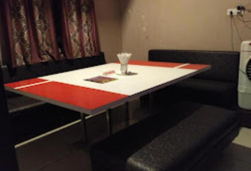 ホテル Shantidoot , Gadarwara