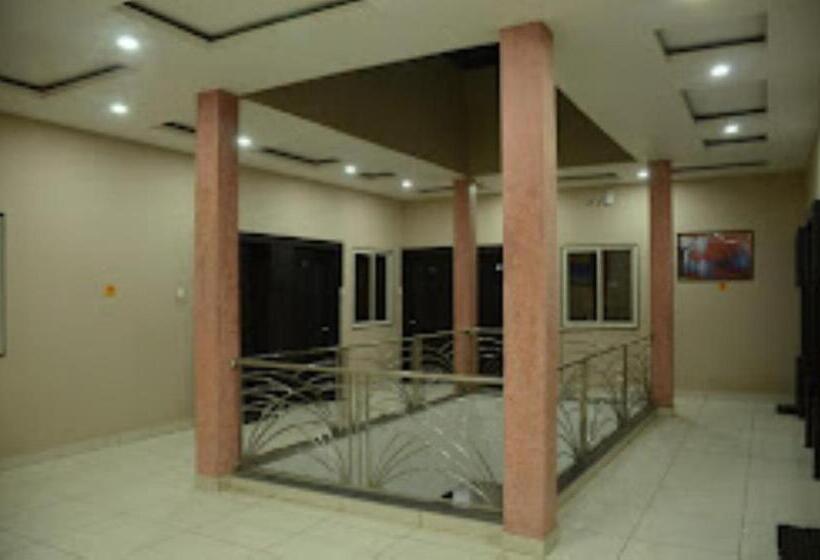 ホテル Shantidoot , Gadarwara