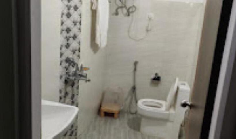 هتل Tawang Heights , Tawang