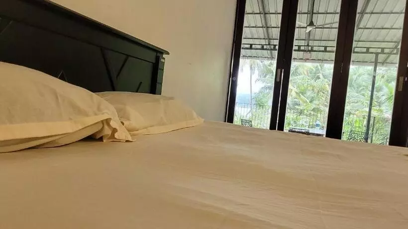 ホテル Thengaparambath Retreat