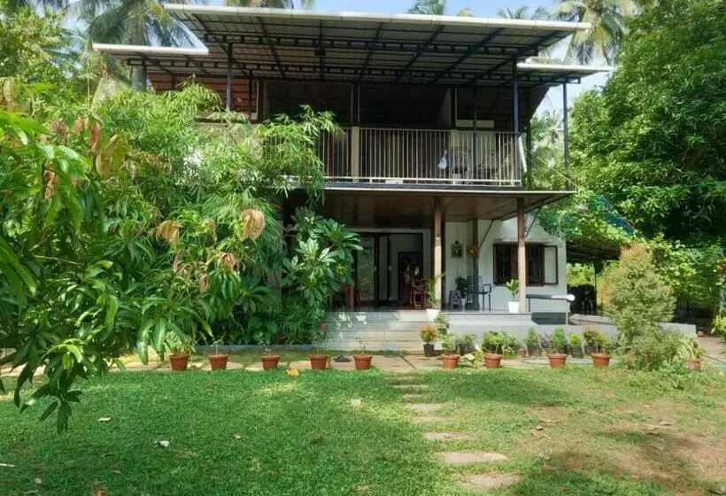 ホテル Thengaparambath Retreat