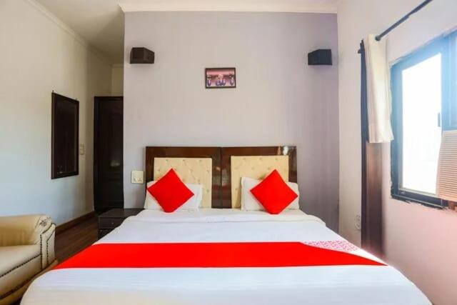 Hotel Tipsyy Inn 017