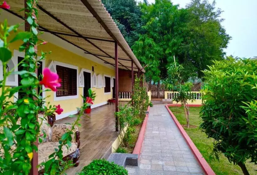 ホテル Vanzara Retreat