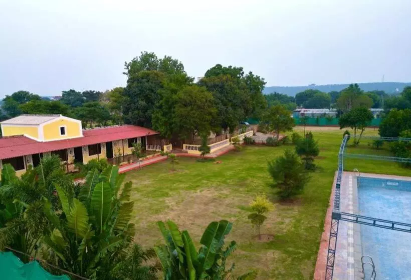ホテル Vanzara Retreat