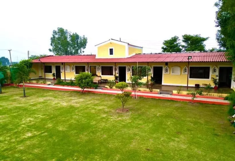 ホテル Vanzara Retreat