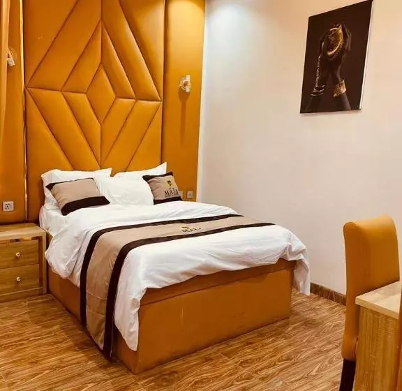 Maia Hotel And Suites