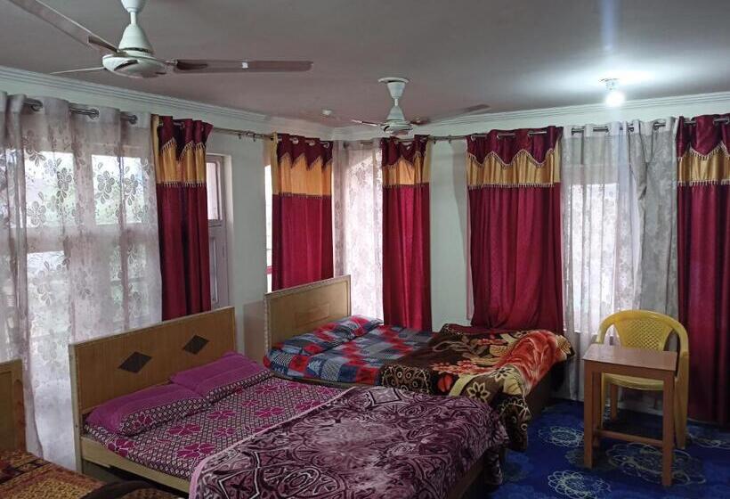 Pensjonat Ayra Home Stay