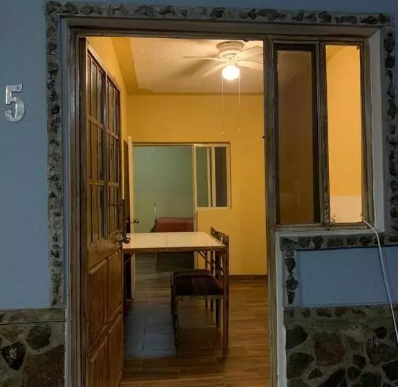 Majatalo Casa Hotel Rousse