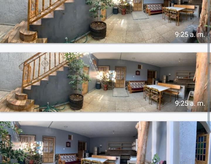 ペンション Casa Hotel Rousse