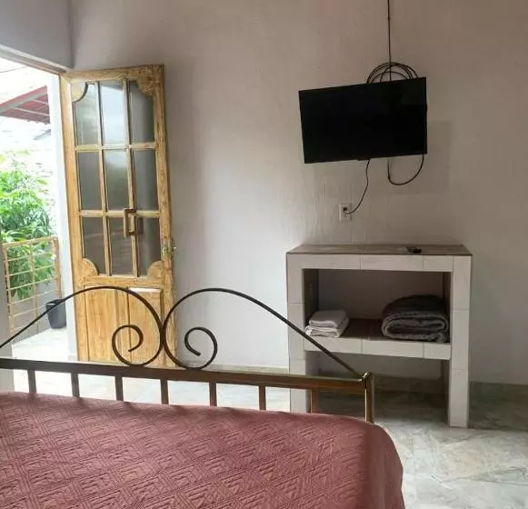 Majatalo Casa Hotel Rousse