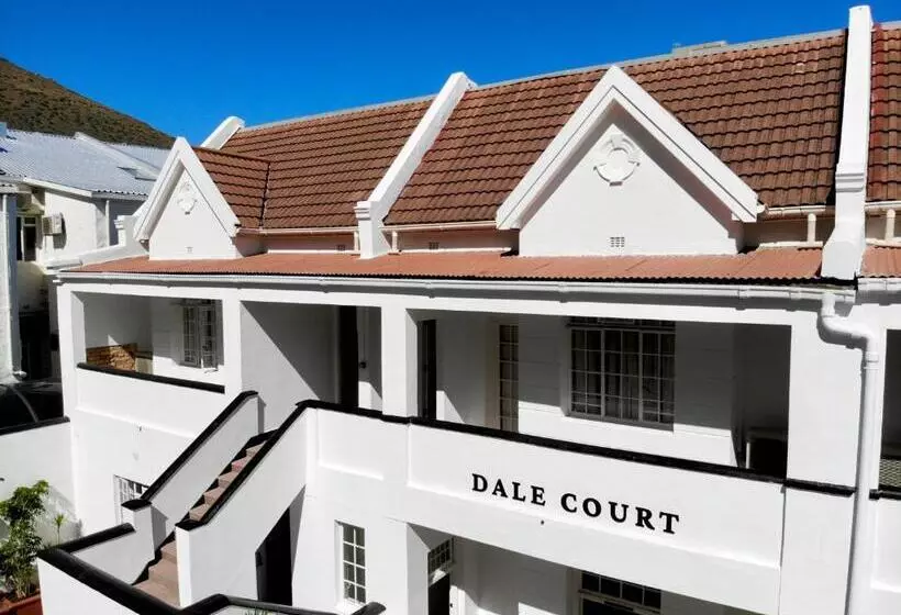 ペンション Dale Court Guest House