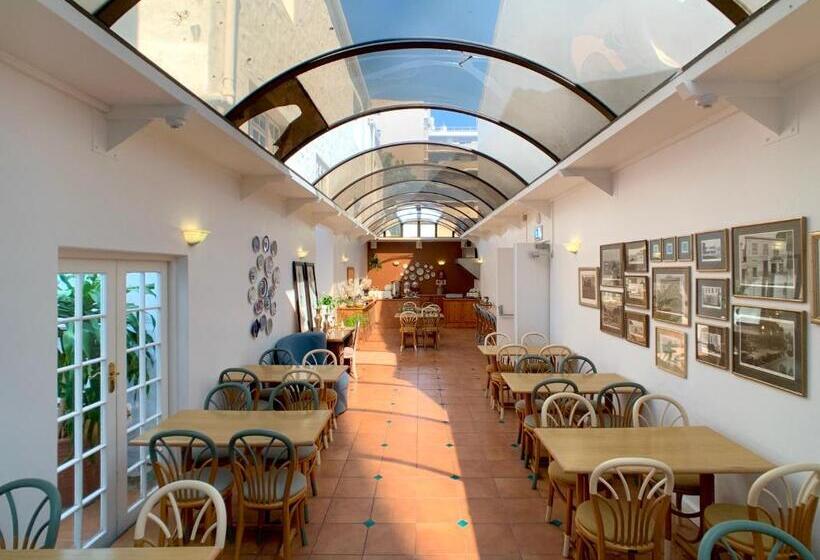 Majatalo Dale Court Guest House