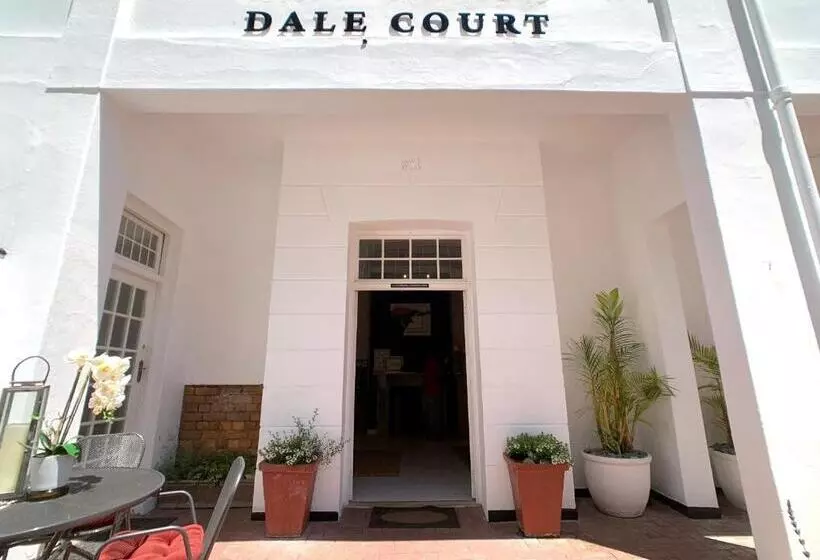ペンション Dale Court Guest House