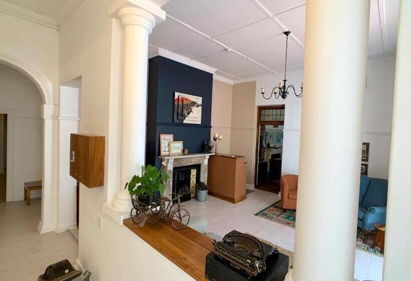 Majatalo Dale Court Guest House