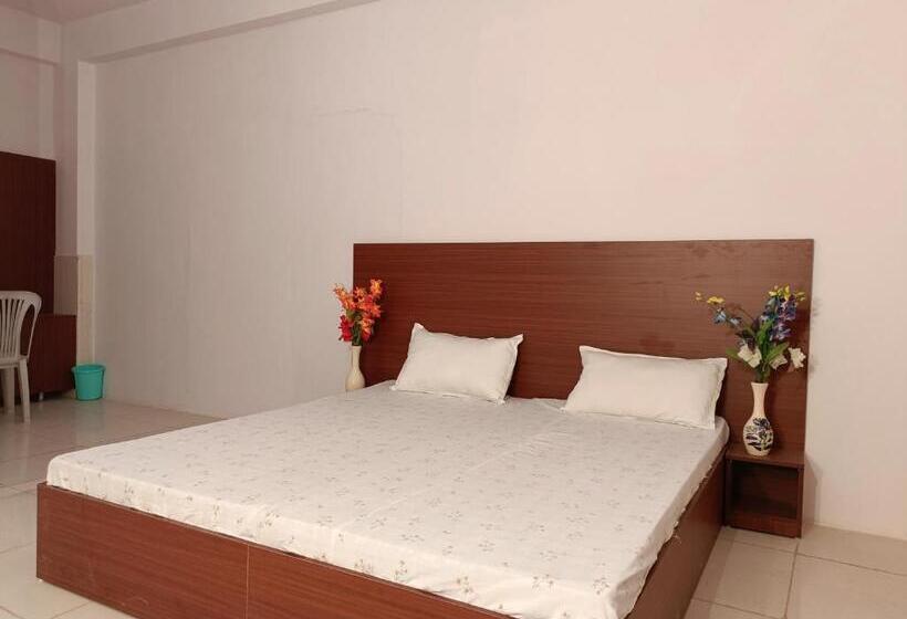 펜션 Narayan Guest House