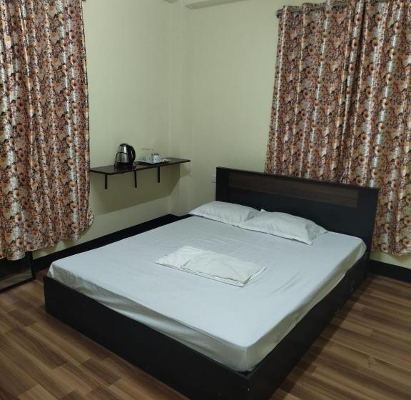 פנסיון Nrl Guest House