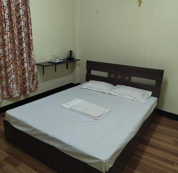 פנסיון Nrl Guest House