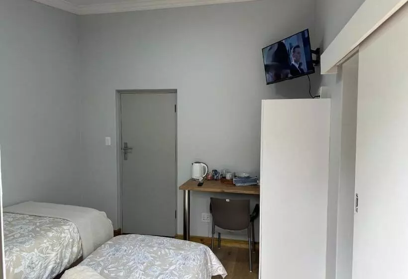 Majatalo Tranquil Private Rooms Hermanus