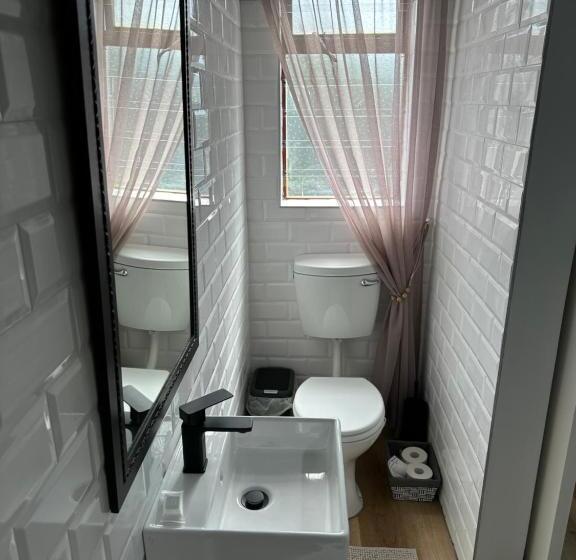 بنسيون Tranquil Private Rooms Hermanus