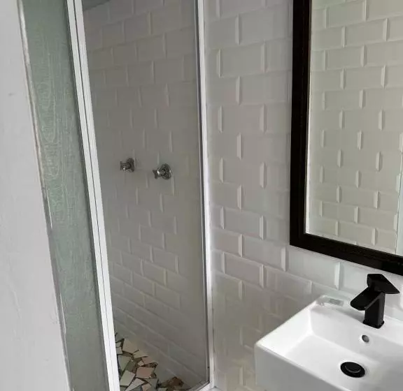 Majatalo Tranquil Private Rooms Hermanus