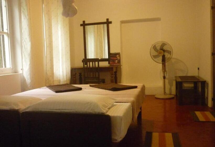 Pensione Villa Sagala