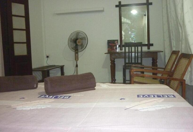 Pensione Villa Sagala